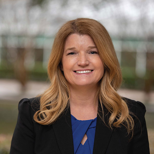 Tracy Spencer headshot 