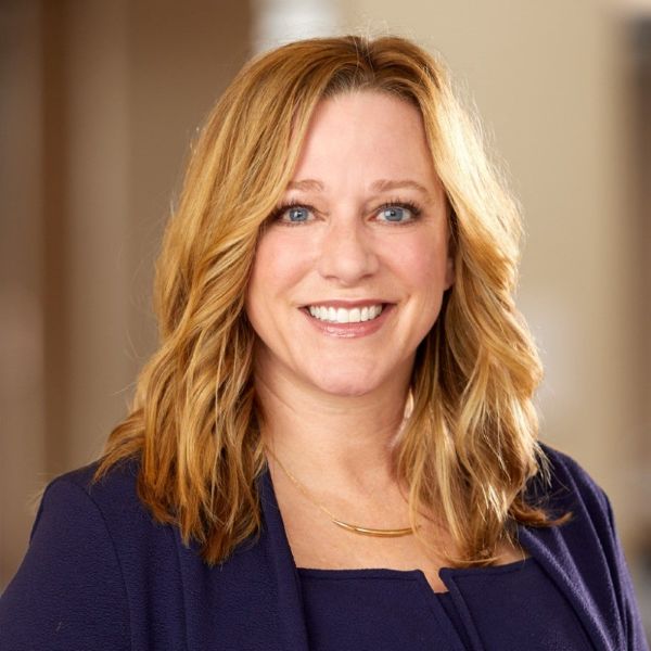 Jen McGonigle Headshot 